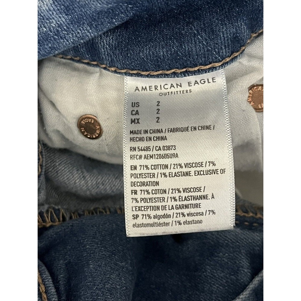American Eagle Blue Ne(x)t Level Stretch Distressed Midi Jean Shorts Size 2 - Picture 6 of 10